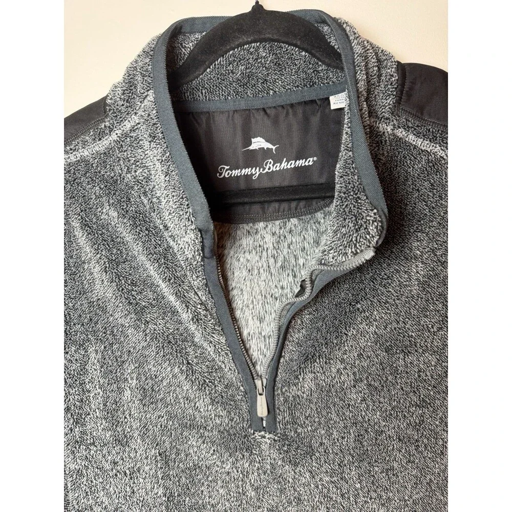 Tommy Bahama Cascade Cozy Fleece Half Zip Kanga Pocket. Mens XL Charcoal